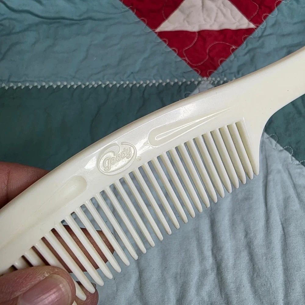 Goody Vintage Cream White Plastic Hair Comb with Handle 8.5 Inch